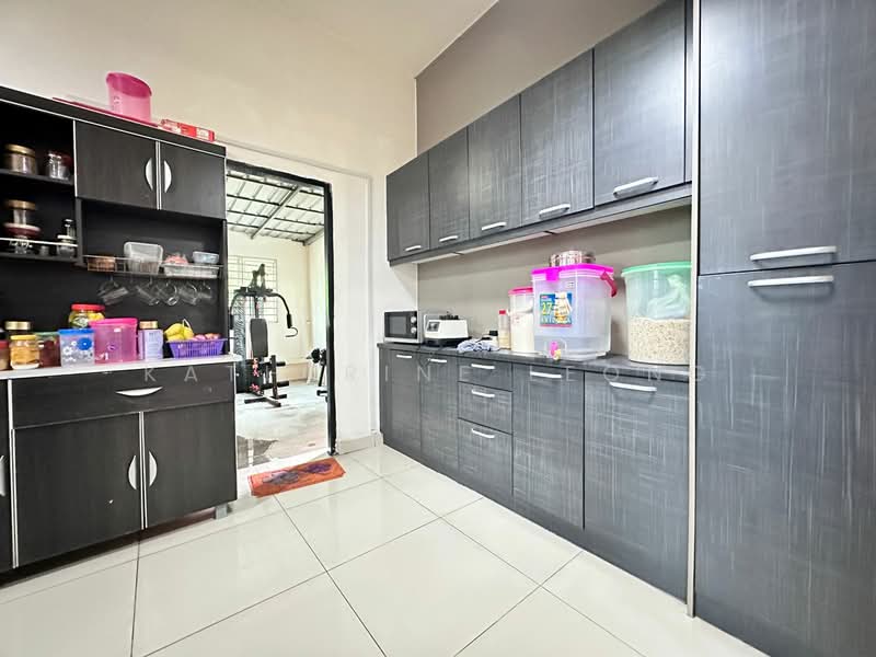 Rumah Teres 2 Tingkat untuk Dijual di Rawang (Selangor) - Katherine Leong - Kitchen - PropertyGuru.com.my