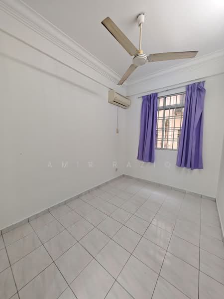 Apartment for Sale at Sri Awana Townhouse - Amir Raziq - Interior - PropertyGuru.com.my