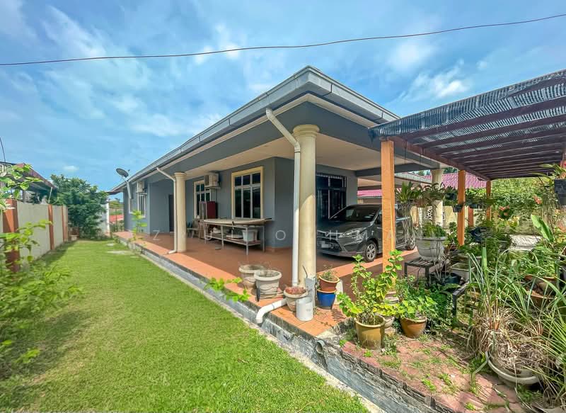 Bungalow for Sale in Taman Dato Haji Abdul Samad (Port Dickson) - Azrul Othman - Exterior - PropertyGuru.com.my