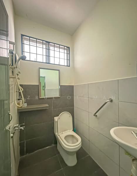 Bungalow for Sale in Taman Dato Haji Abdul Samad (Port Dickson) - Azrul Othman - Bathroom - PropertyGuru.com.my