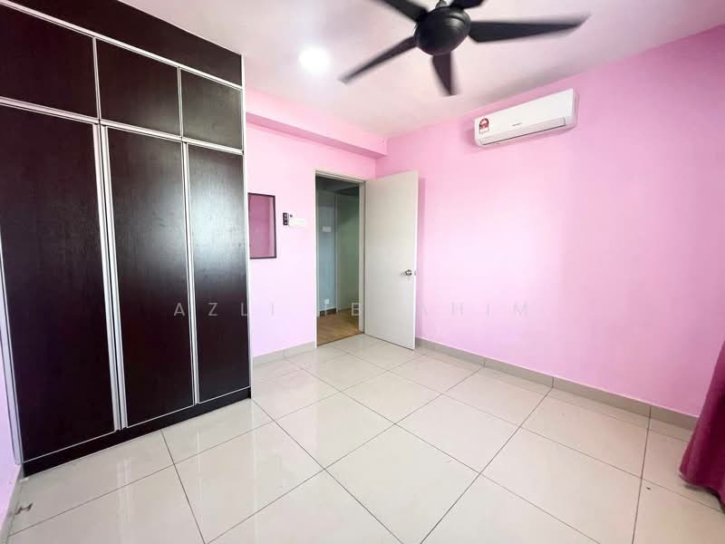 Service Residence for Sale at Residensi Sutera 7 - Azli Ibrahim - Bedroom - PropertyGuru.com.my