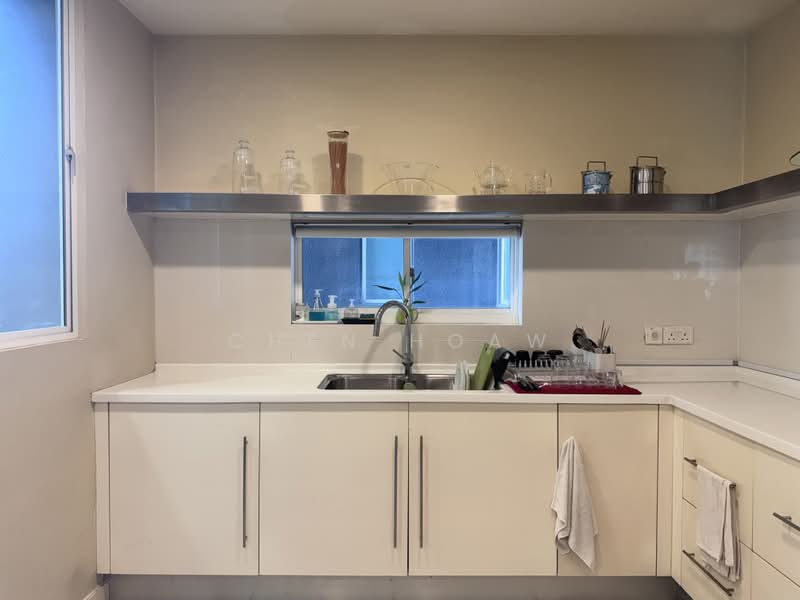 Condominium for Sale at Kiaramas Ayuria - Chen Hoaw - Kitchen - PropertyGuru.com.my