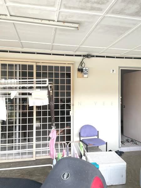 Rumah Teres 2 Tingkat untuk Dijual di Taman Pinggiran Putra (Seri Kembangan) - Brandon Yee - Exterior - PropertyGuru.com.my
