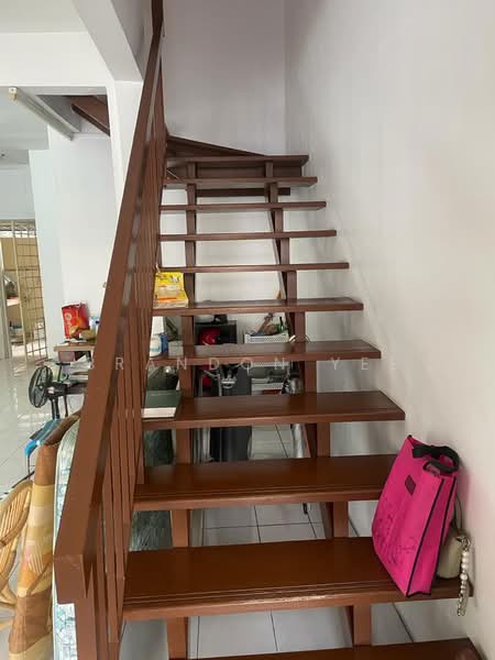 Rumah Teres 2 Tingkat untuk Dijual di Taman Pinggiran Putra (Seri Kembangan) - Brandon Yee - Interior - PropertyGuru.com.my