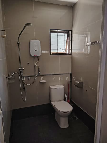 2.5-storey Terraced House for Sale in Sungai Ara (Penang) - Mike Kheoh - Bathroom - PropertyGuru.com.my
