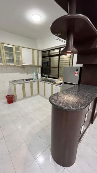 Kondominium untuk Disewa di E-Park Condominium - Hoy Meng - Kitchen - PropertyGuru.com.my