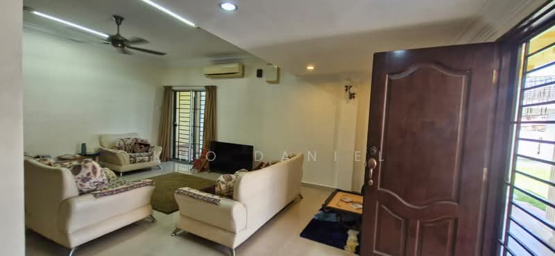 Terraced House for Sale in Bandar Botanic (Klang) - Kho Daniel - Living Room - PropertyGuru.com.my