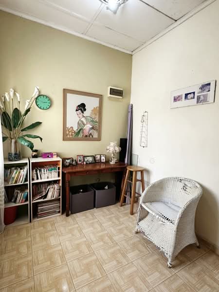 2-storey Terraced House for Sale in Taman Sungai Besi Indah (Seri Kembangan) - Jun Ming - Study - PropertyGuru.com.my