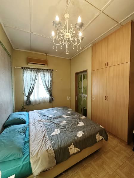 2-storey Terraced House for Sale in Taman Sungai Besi Indah (Seri Kembangan) - Jun Ming - Bedroom - PropertyGuru.com.my