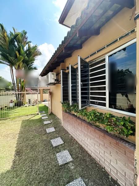 2-storey Terraced House for Sale in Taman Sungai Besi Indah (Seri Kembangan) - Jun Ming - Exterior - PropertyGuru.com.my