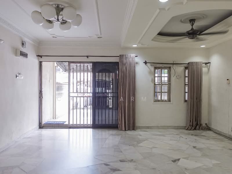 Rumah Teres 2 Tingkat untuk Dijual di Taman Klang Utama (Kapar) - Chia Carmen - Living Room - PropertyGuru.com.my