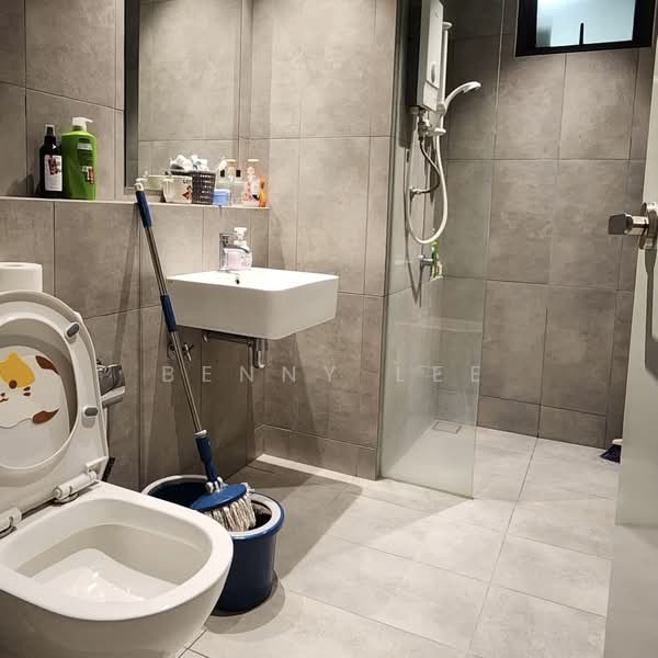 Servis Apartment untuk Disewa di Emerald 9 - Benny Lee - Bathroom - PropertyGuru.com.my