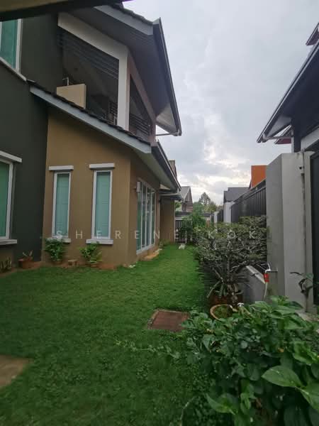 Semi-Detached House for Sale in Kenny Hill (Kuching) - Sherene Kok - Exterior - PropertyGuru.com.my