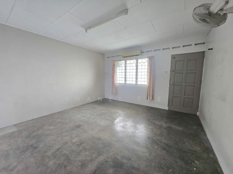 Rumah Teres 2 Tingkat untuk Dijual di Taman Titiwangsa (Kluang) - Shanel Tee - Interior - PropertyGuru.com.my