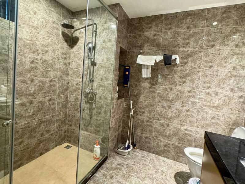 Condominium for Rent at R&F Princess Cove Phase 2-Seine Region - Michelle Liang - Bathroom - PropertyGuru.com.my