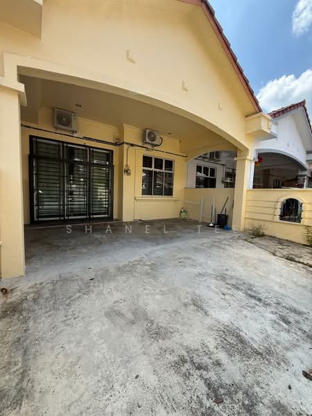 1-storey Terraced House for Rent in Taman Majupadu (Kluang) - Shanel Tee - Exterior - PropertyGuru.com.my