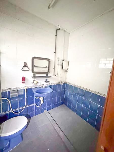 Rumah Berkembar untuk Disewa di Johor Bahru (Johor) - KC Ng - Bathroom - PropertyGuru.com.my