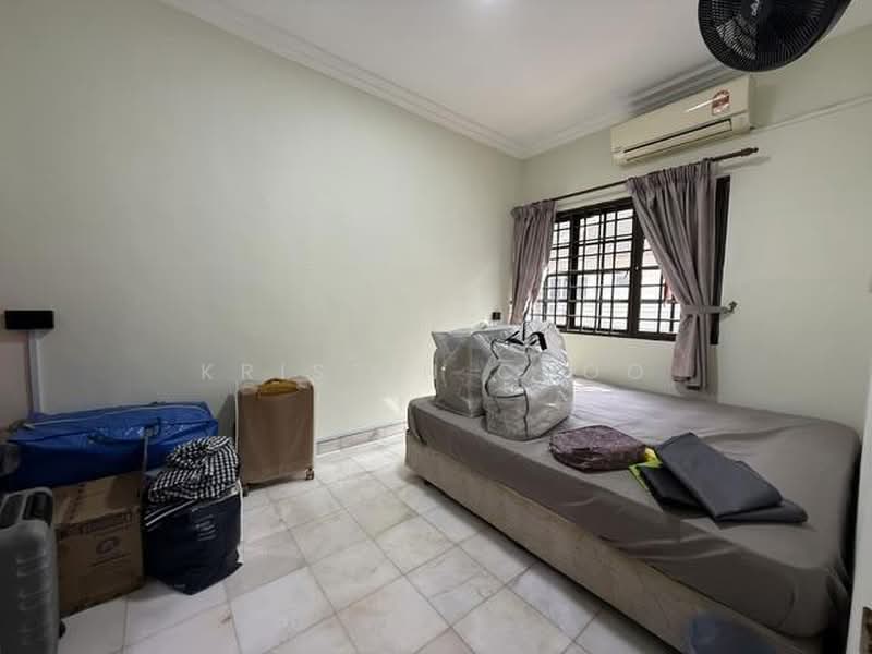Rumah Teres 2 Tingkat untuk Dijual di SS2 (Petaling Jaya) - Kristin Choo - Bedroom - PropertyGuru.com.my