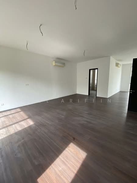 Twin Villa for Sale in Taman Melawati (Ulu Kelang) - ZULL ARIFFIN - Interior - PropertyGuru.com.my