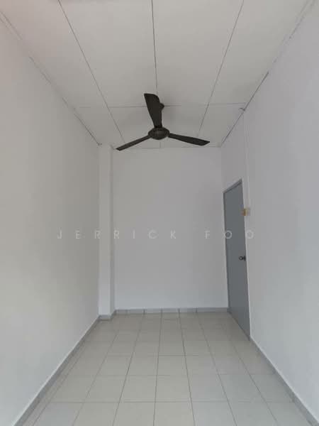 Rumah Teres 2 Tingkat untuk Dijual di Taman Lestari Putra (Seri Kembangan) - Jerrick Foo - Interior - PropertyGuru.com.my