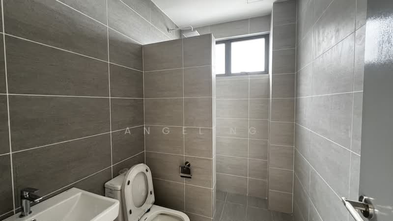 Semi-Detached House for Sale in Taman Semanja (Kajang) - Angel Ng - Bathroom - PropertyGuru.com.my