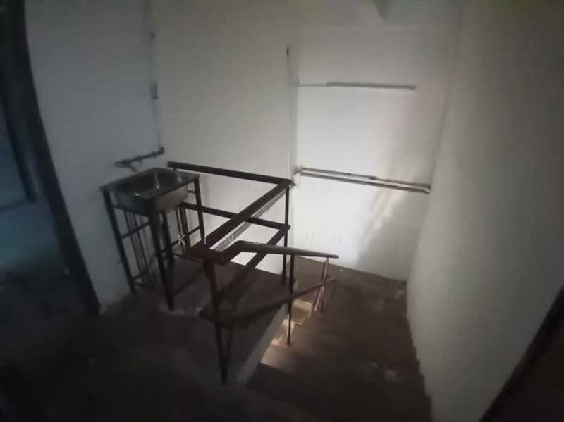 Shop for Rent in Ulu Kelang (Kuala Lumpur) - King Wha - Interior - PropertyGuru.com.my