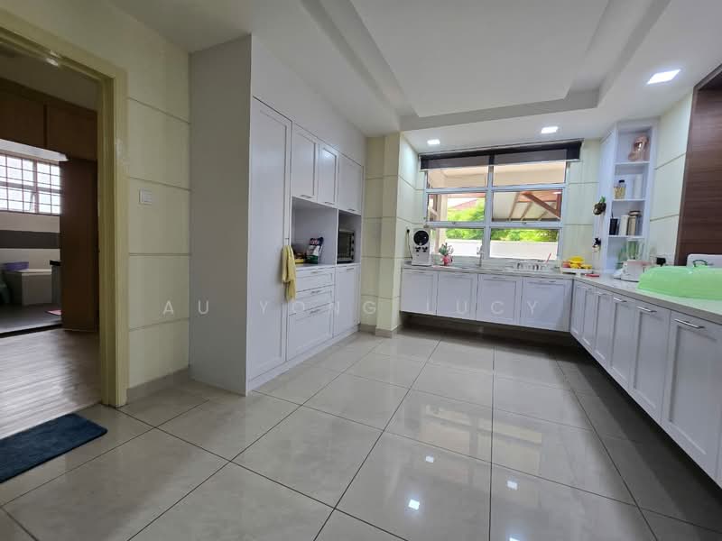 Rumah Berkembar untuk Dijual di Taman Molek (Johor Bahru) - Au Yong Lucy - Kitchen - PropertyGuru.com.my