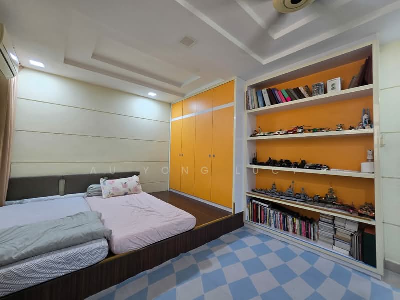 Rumah Berkembar untuk Dijual di Taman Molek (Johor Bahru) - Au Yong Lucy - Bedroom - PropertyGuru.com.my