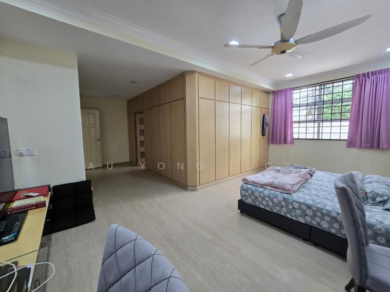 Rumah Berkembar untuk Dijual di Taman Molek (Johor Bahru) - Au Yong Lucy - Bedroom - PropertyGuru.com.my