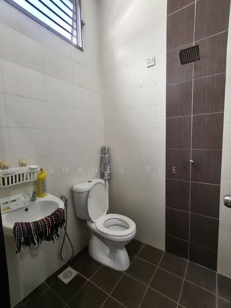 1-storey Terraced House for Sale in Kluang (Johor) - Shanel Tee - Bathroom - PropertyGuru.com.my