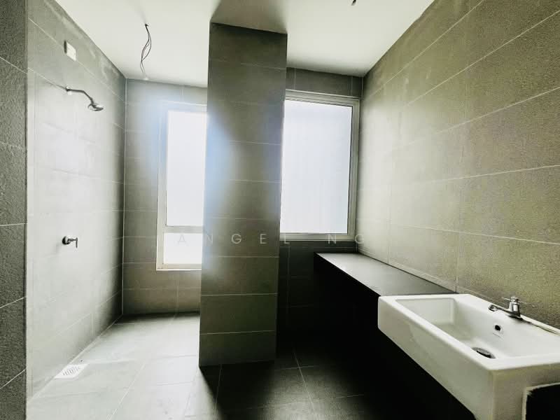 Rumah Teres 2.5 Tingkat untuk Dijual di Taman Semanja (Kajang) - Angel Ng - Bathroom - PropertyGuru.com.my
