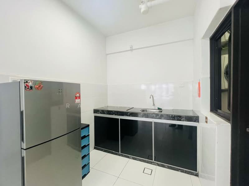 Service Residence for Sale at The Heights Residence - Ramona Tan - Kitchen - PropertyGuru.com.my