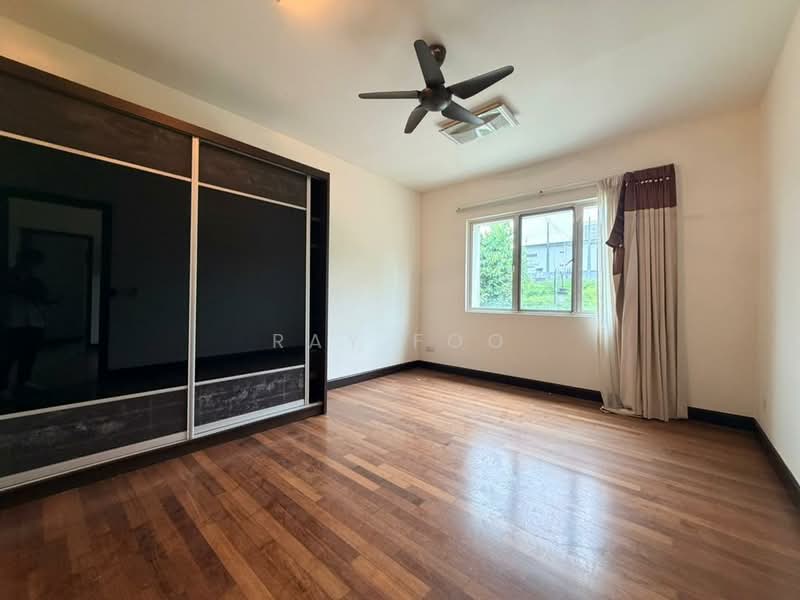 Semi-Detached House for Rent in Duta Tropika (Batu) - Ray Foo - Bedroom - PropertyGuru.com.my