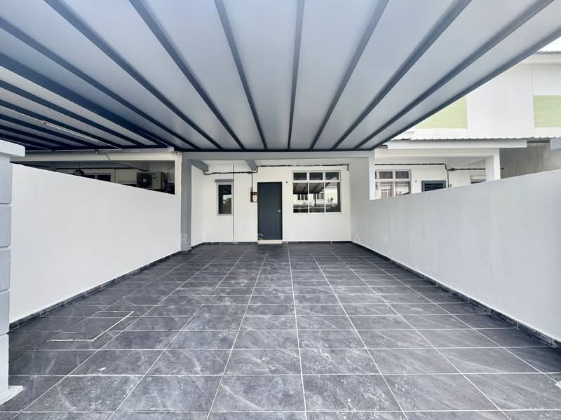 2-storey Terraced House for Sale in Taman Pulai Hijauan (Skudai) - Erness Tan - Car Park - PropertyGuru.com.my