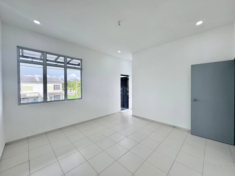 2-storey Terraced House for Sale in Taman Pulai Hijauan (Skudai) - Erness Tan - Interior - PropertyGuru.com.my