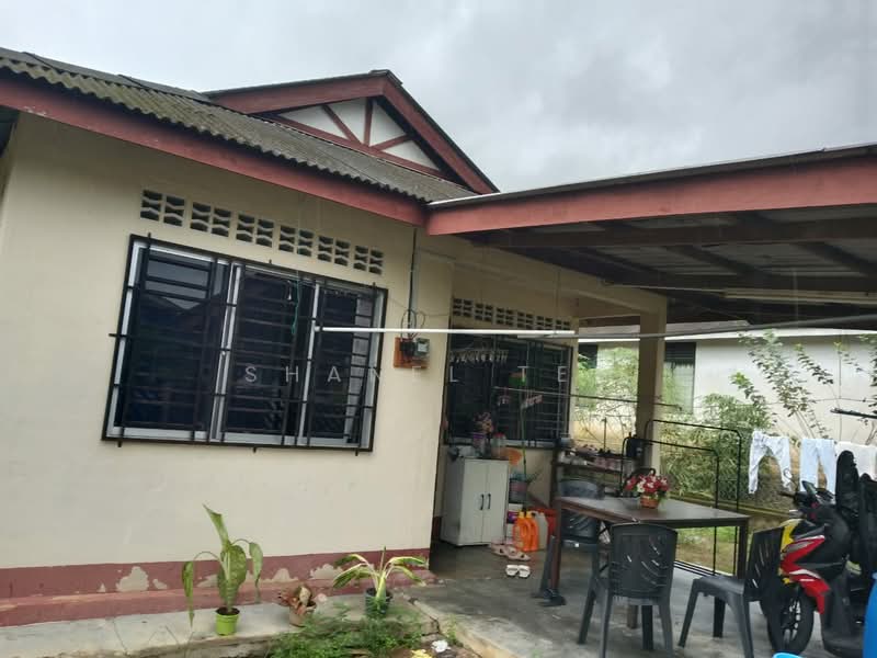 Bungalow for Sale in Taman Sri Lambak (Kluang) - Shanel Tee - Exterior - PropertyGuru.com.my