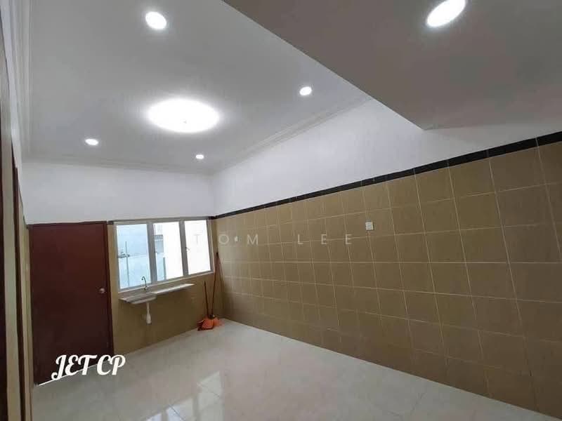 2-storey Terraced House for Sale in Taman Kapar (Kapar) - Tom Lee - PropertyGuru.com.my