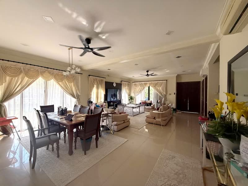 Rumah Banglo untuk Dijual di Putrajaya (Putrajaya) - Akmal Adam - Living Room - PropertyGuru.com.my