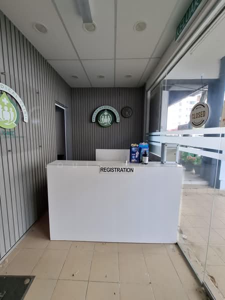 Kedai untuk Disewa di Taman Dato Ahmad Razali (Ampang) - Louis Wong - Entrance - PropertyGuru.com.my