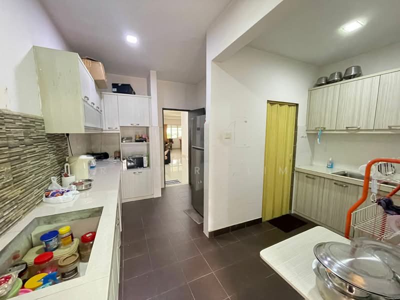 2-storey Terraced House for Sale in Kota Emerald (Rawang) - Raymerc Lim - Kitchen - PropertyGuru.com.my