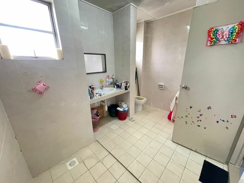 2-storey Terraced House for Sale in Kota Emerald (Rawang) - Raymerc Lim - Bathroom - PropertyGuru.com.my