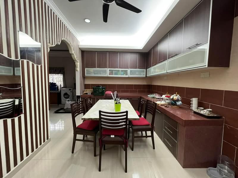 Rumah Berkembar untuk Dijual di Taman Taming Maju (Cheras) - Denver Sin - PropertyGuru.com.my