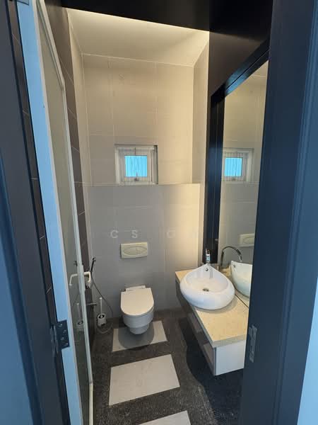 Bungalow for Rent in KL City Centre (Kuala Lumpur) - CS OW - Bathroom - PropertyGuru.com.my