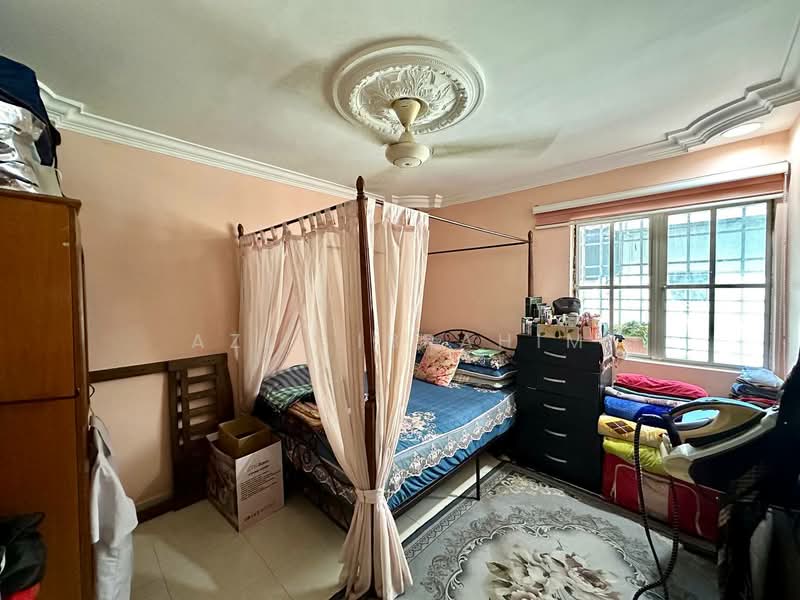 Rumah Teres 2 Tingkat untuk Dijual di Taman Lestari Perdana (Seri Kembangan) - Azli Ibrahim - Bedroom - PropertyGuru.com.my