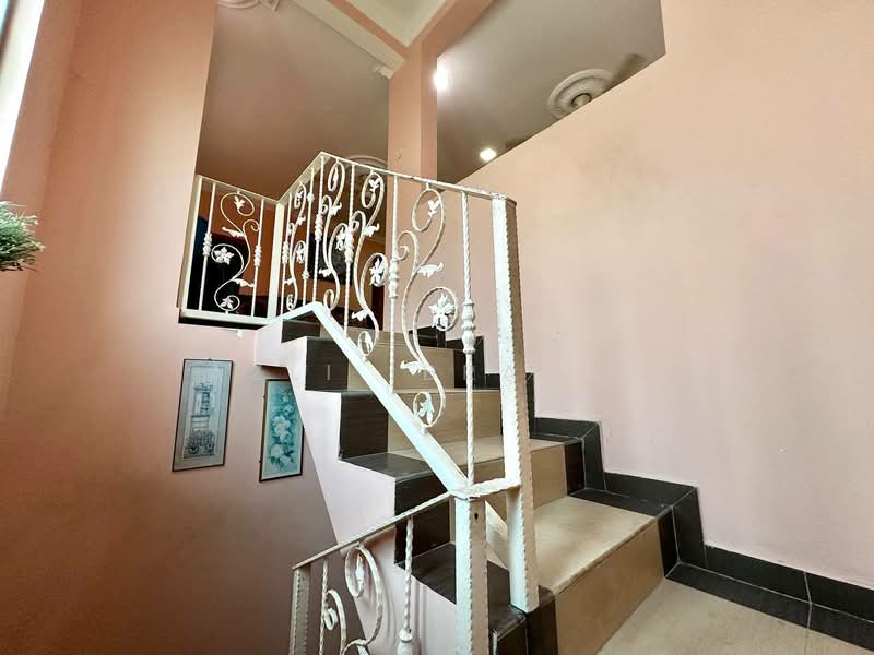 Rumah Teres 2 Tingkat untuk Dijual di Taman Lestari Perdana (Seri Kembangan) - Azli Ibrahim - Interior - PropertyGuru.com.my