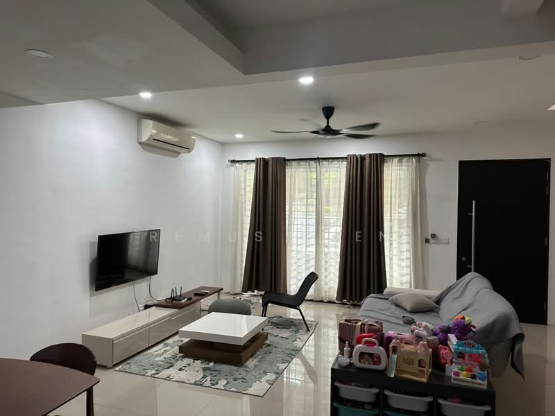 Terraced House for Rent in Shah Alam (Selangor) - Remus Chen - Living Room - PropertyGuru.com.my