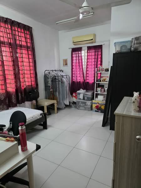 Rumah Teres 2 Tingkat untuk Dijual di Taman Pelangi Semenyih 2 (Semenyih) - KC KAW - Bedroom - PropertyGuru.com.my
