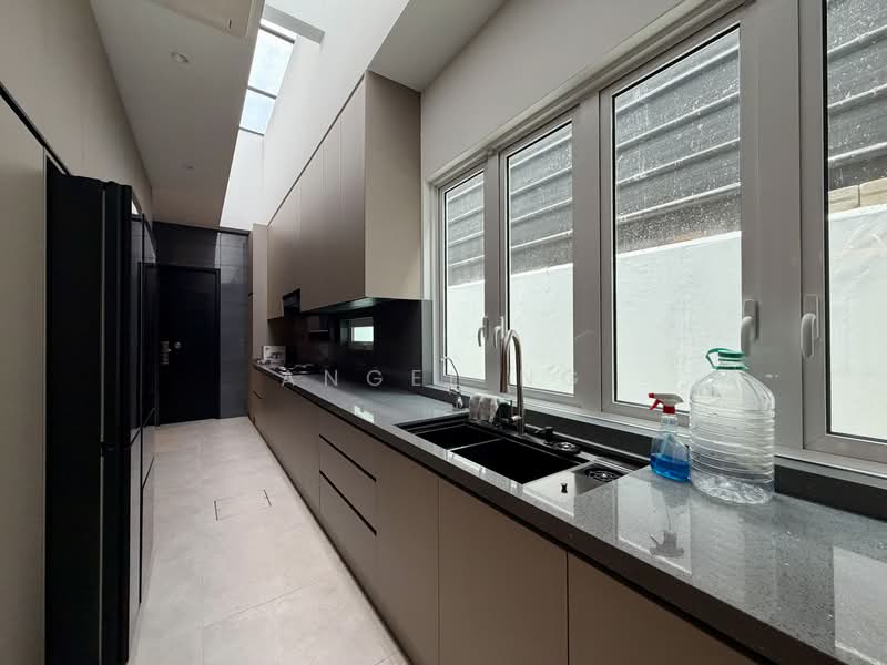 Semi-Detached House for Sale in Ampang (Ampang) - Angel Ng - Kitchen - PropertyGuru.com.my