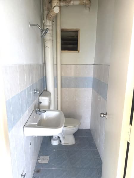 Apartment for Sale at Desaminium Rimba - Brandon Yee - Bathroom - PropertyGuru.com.my