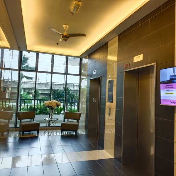 Servis Apartment untuk Dijual di Subang Soho (One Soho) - Chan . - Lobby - PropertyGuru.com.my